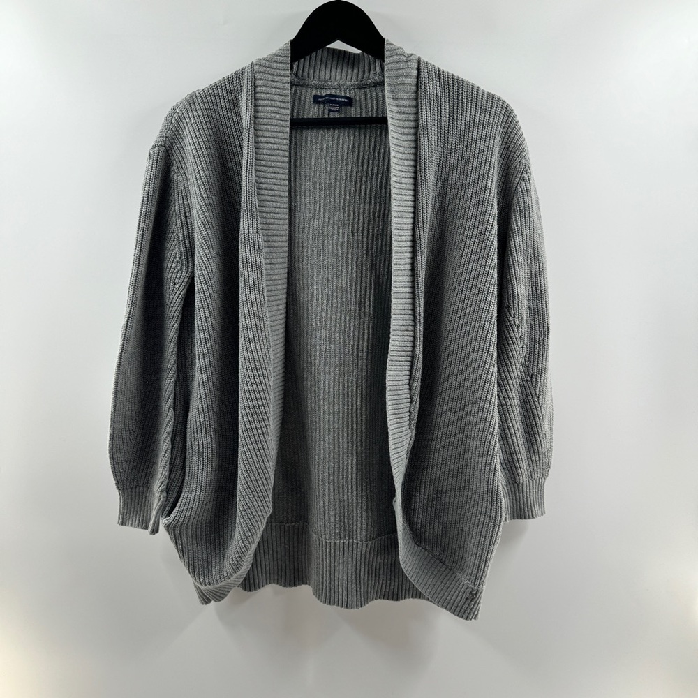 American Eagle Grey Knit Cardigan (Size Medium)